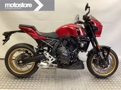 Suzuki GSX-8TT (bj 27)