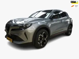 Alfa Romeo Junior 1.2 Turbo Hybrid Ibrida Speciale MATRIX LED/DODEHOEK DETECTIE/VERWARMD VOORRUIT