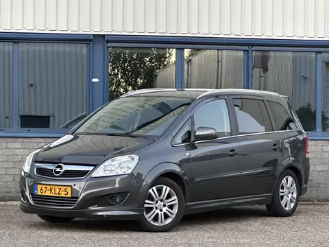 Opel Zafira 2.2 Cosmo 7p