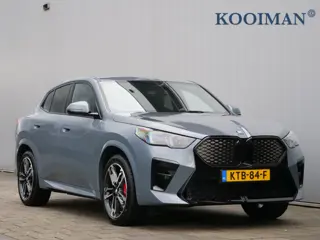 BMW iX2 eDrive20 67 kWh M Sport Edition 204 Pk Automaat Navi / DAB / Apple Carplay / Camera's / M-pa
