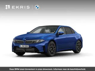 BMW i3 50 xDrive First Edition M Sportpakket | Panoramadak | Driving Assistant Plus | Parking Assist