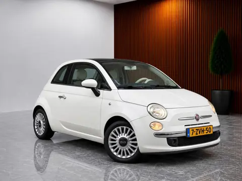 Fiat 500 1.2 NIEUWE APK! (ELEKTRISCHE RAMEN, AIRCO, LICHTMETALEN VELGEN, PANORAMADAK, STUURBEDIENING