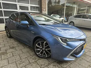 Toyota Corolla 1.8 Hybrid Executive Panoramadak (bj 2020)