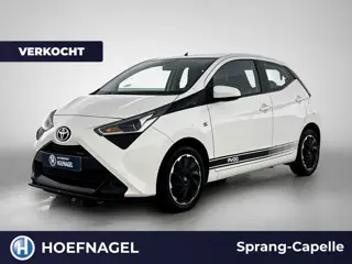 Toyota Aygo 1.0 VVT-i x-play | Camera | Airco | CarPlay