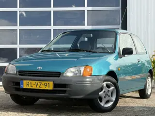 Toyota Starlet 1.3-16V 75pk | Org. NL | APK tot 19-04-2027! | Elektrische ramen | Radio cd speler | 