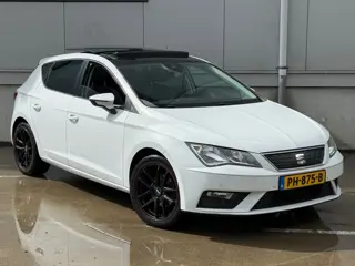 Seat Leon 1.0 EcoTSI / NAP / Navi / Panorma / Leder - Alcantara / Carplay / Inruil mog.