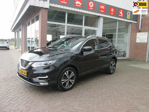 Nissan Qashqai 1.3 DIG-T N-Connecta/trekhaak/panodak/navigatie