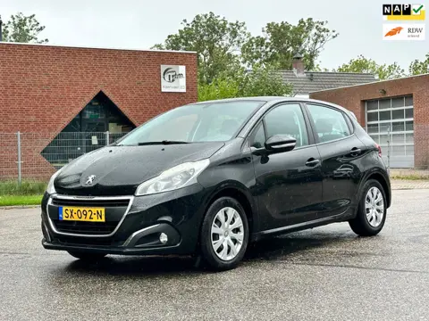 Peugeot 208 1.2 PureTech Blue Lion 5DR*Navigatie*Cruise*Parkeersensoren*Airco*NAP*Nieuwe APK*