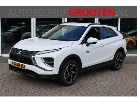 Mitsubishi Eclipse Cross 2.4 PHEV Intense (bj 2022)