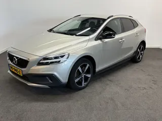 Volvo V40 Cross Country T3 153pk AUT6 Nordic+ Trekhaak 1500kg/ Leer/ Stoelverw./ LED/ Navigatie