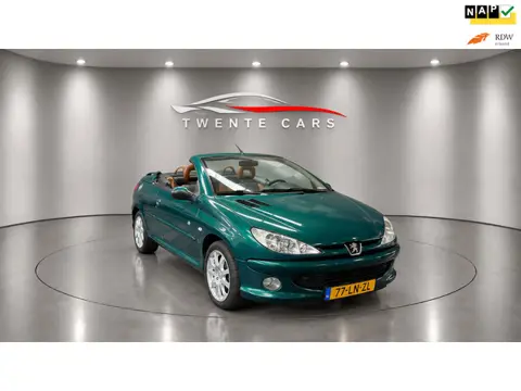 Peugeot 206 CC 2.0-16V Roland Garros | Nieuwe APK |