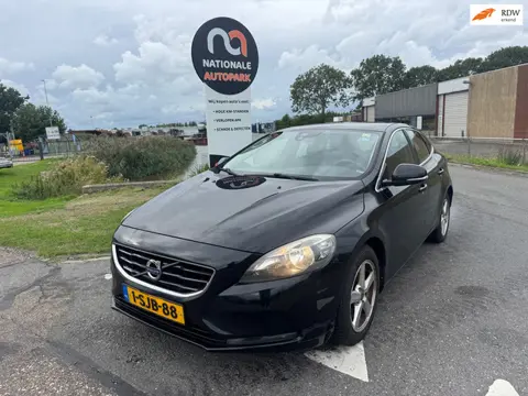 Volvo V40 | 2013 | 1.6 D2 Momentum | Export en Handel