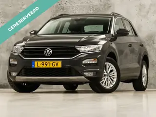 Volkswagen T-Roc 1.0 TSI Sport (APPLE CARPLAY, 1e EIGENAAR, GROOT NAVI, LM VELGEN, SPORTSTOELEN, PAR