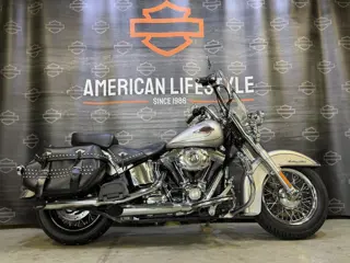 Harley-Davidson Cruiser Heritage Softail Classic - FLSTC