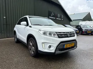 Suzuki Vitara 1.6 Exclusive | Automaat | CarPlay | LM Velgen
