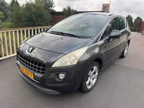 Peugeot 3008 1.6 VTi Première (bj 2009)