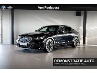 BMW i5 M60 xDrive 84 kWh | M Sport Pro | Glazen Panoramadak | Stoelventilatie | Bowers & Wilkins | T