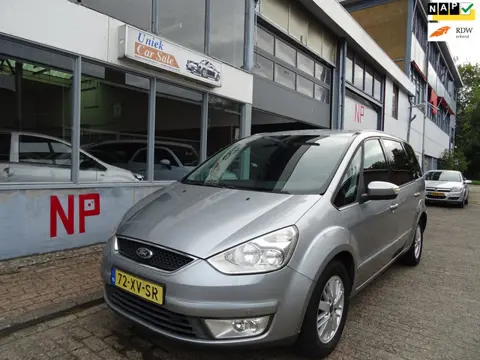 Ford Galaxy 2.3-16V Ghia
