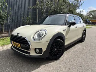 MINI Clubman 1.5 Cooper Salt Business / PANORAMADAK / NAVI / CRUISE / AIRCO