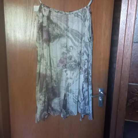 Gerry Weber, maat 46 - rok - blouse + riem - z.g.a.n