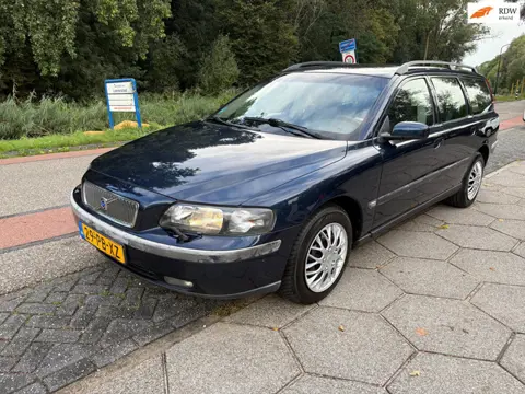 Volvo V70 2.4 Edition II + NIEUWE DISTRIBUTIE!!