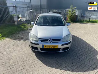 Volkswagen Golf 1.6 FSI Turijn