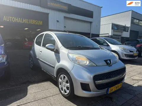 Peugeot 107 1.0-12V Sublime 5 DEURS NW APK