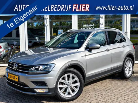 Volkswagen Tiguan 2.0 180PK TSI 4Motion Highline | Orig. NL | Trekhaak | Digi Dash | Adaptive | NAP 