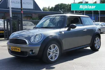 MINI COOPER 1.4 ONE ANNIV. MK II PANORAMA/AIRCO/CRUISE/NAVI/AUX KEURIGE STAAT