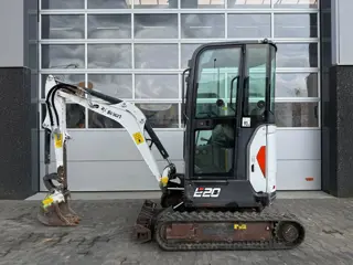Bobcat E20 (bj 2016)