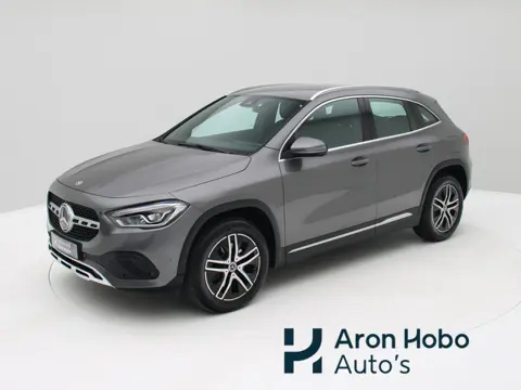 Mercedes-Benz GLA 250 e Progressive Camera, Carplay, Sfeerverlichting