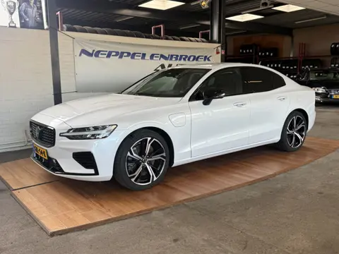 Volvo S60 2.0 Recharge T6 AWD Plus Dark Long Range