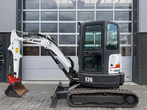 Bobcat E26 (bj 2016)