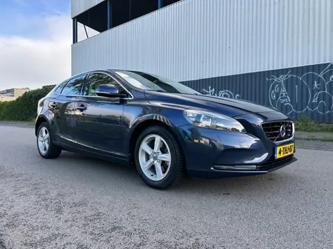 Volvo V40 1.6 T2 Momentum Navi/Stoelverwarming/Bluetooth/Trekhaak