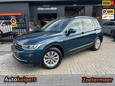 Volkswagen Tiguan 1.5 TSI Life, automaat, 1e eigenaar, schuifdak