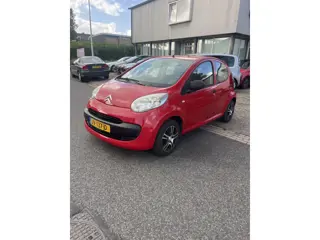 Citroën C1 1.0-12V Séduction 5 Deurs. Nieuwe Apk 09-09-2027 Auto rijdt prima maar heeft hier en daar