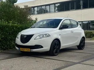 Lancia Ypsilon 0.9 TwinAir Elefantino Plus |CRUISE|ELEKTRISCHE RAMEN|NAVI|BLANKE LAK LAAT LOS MOTORK