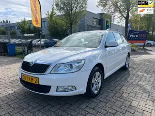 Skoda Octavia Combi 1.6 TDI Greentech Ambition Business Line
