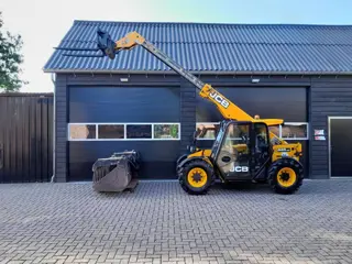 JCB 525-60 Agri Plus | Verreiker met airco LEASE €800