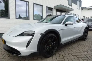 PORSCHE TAYCAN CROSS TURISMO 4S  490PK PERFORMANCE 93 KWH PORSCHE APPROVED Garantie 