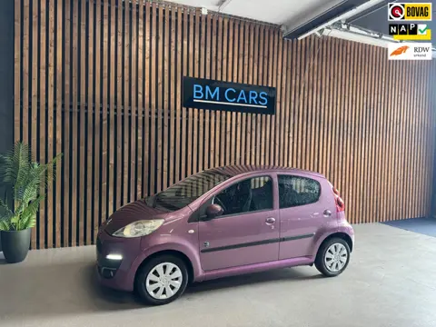 Peugeot 107 1.0 Envy Airco, Led, Toerenteller