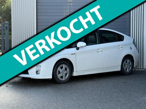 Toyota Prius 1.8 Executive 2e EIG / PANO / NAVI / LEER