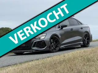 Audi RS3 2.5 TFSI 400PK Quattro |Pano |Head-up |Bang&Olfsen |Memory | Schaalstoelen |Full Maxton |Ke