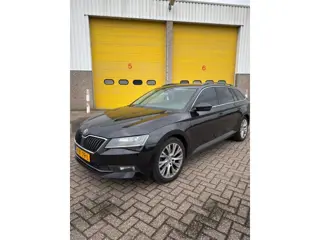 Škoda Superb Combi 2.0 TDI Ambition Bns (bj 2016)