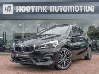 BMW 2-serie Active Tourer 220i High Executive | Pano | Afn trekhaak | Dealer onderhouden