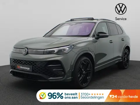 Volkswagen Tiguan 1.5 eHybrid R-Line Edition 272 PK Panoramadak, Trekhaak, Black Style, Harman Kardo