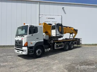 Hino Uzmanlar HTF 45 45 m on Hino 700 6x4 Bucket Truck