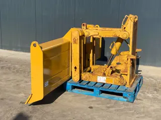 Cat Front Blade + Lift 12H / 120M / 120H / 140G / 140H
