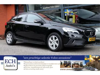 Volvo V40 Cross Country 2.0 T3 152 pk Nordic+ Navi, Stoelverwarming, LED, Trekhaak