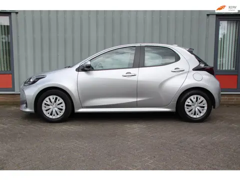 Toyota Yaris 1.5 Hybrid 115 Business ( hagel schade )